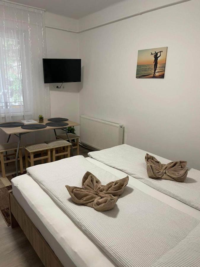 Krisztina Apartman 81 Hajdúszoboszló Eksteriør bilde